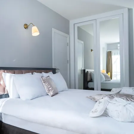 Hotel Niss Lara 3*