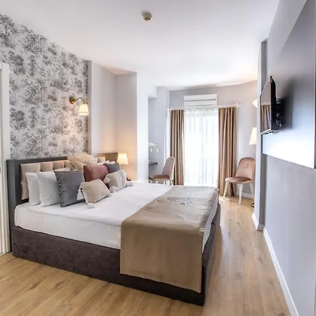 Niss Lara Hotel