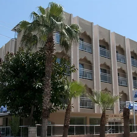 Niss Lara 3* Antalya