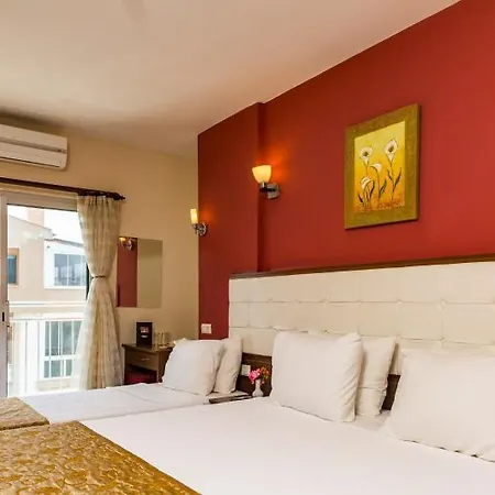 Niss Lara Hotel 3*